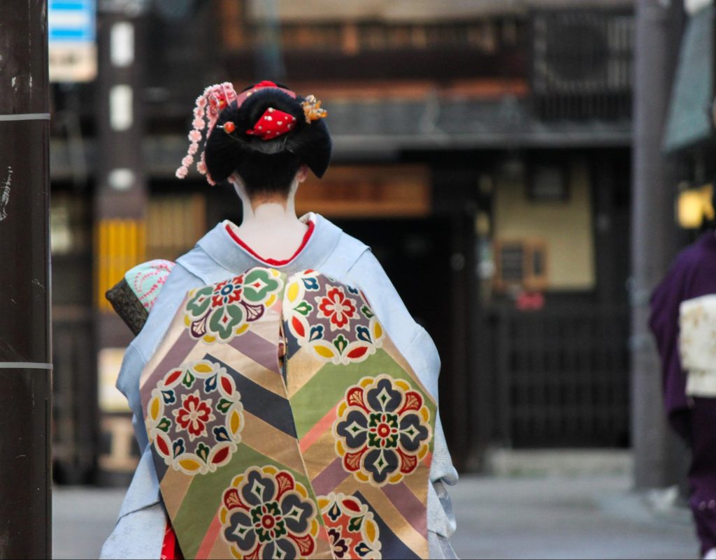 geisha outfit